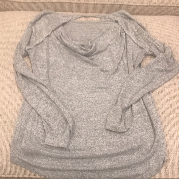 Athleta Tops - Athleta open back sweatshirt